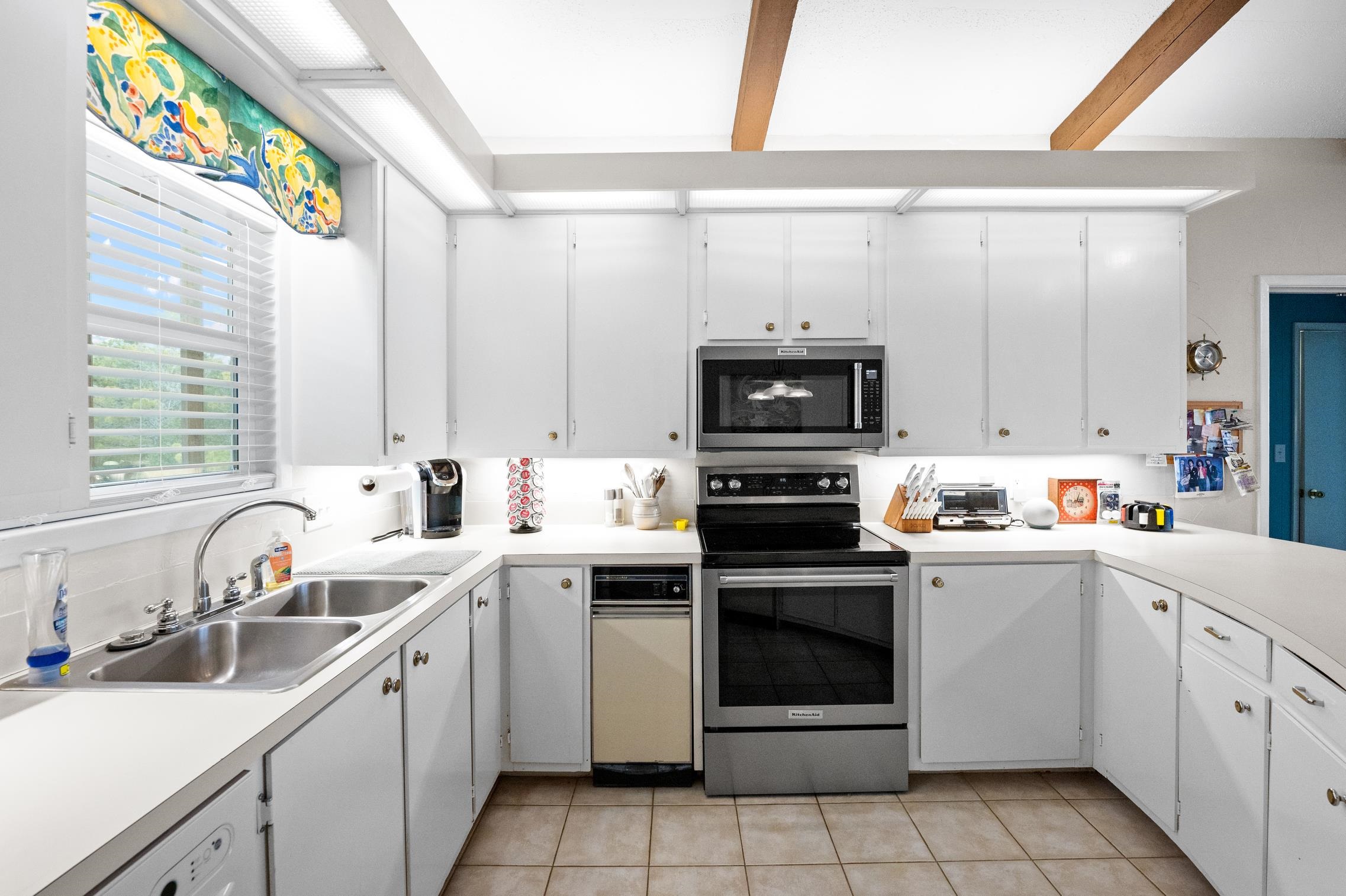 30388 River Road Orange Beach, AL 36561 - Photo 18 of 72 Kitchen