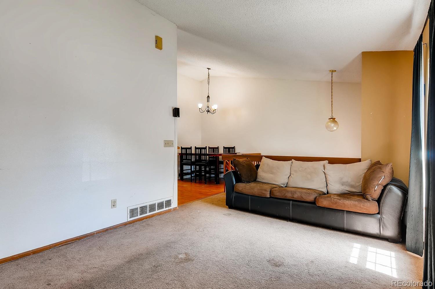 8584 Rabbitbrush Way Parker, CO 80134 - Photo 7 of 27 Gallery Image 7