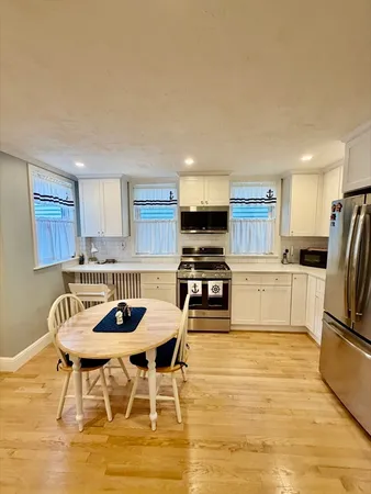 $3,500 | 176 M Street, Unit 1, Boston, MA 02127