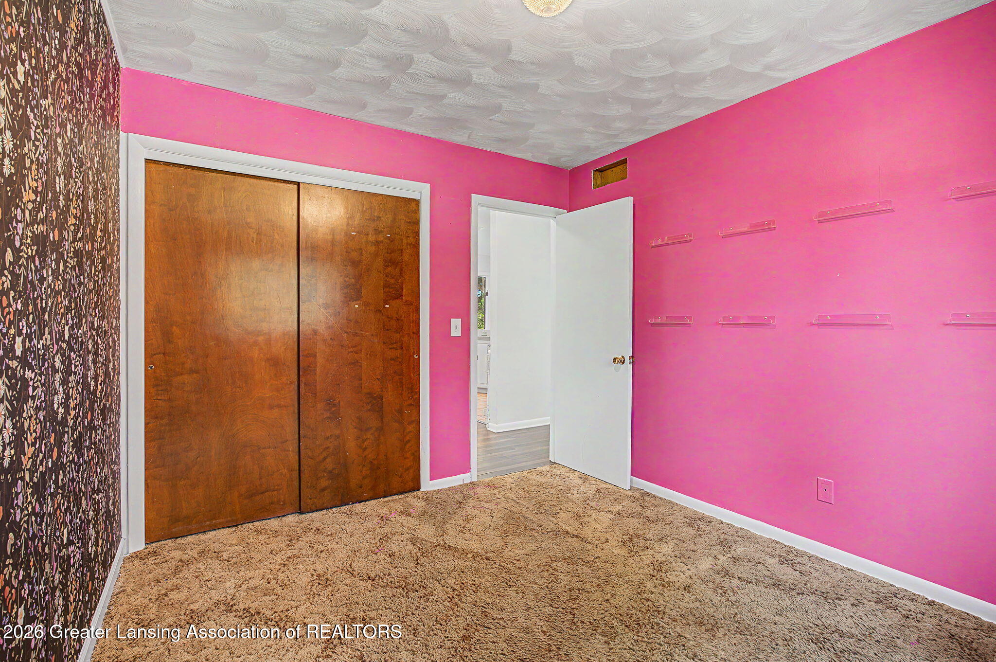 9731 Riverside Drive Grand Ledge, MI 48837 - Photo 10 of 29 Bedroom 3