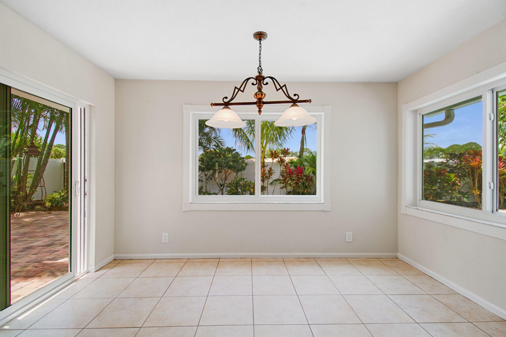 6298 Amberwoods Drive Boca Raton, FL 33433 - Photo 12 of 33 6298 AMBERWOODS DINING AREA