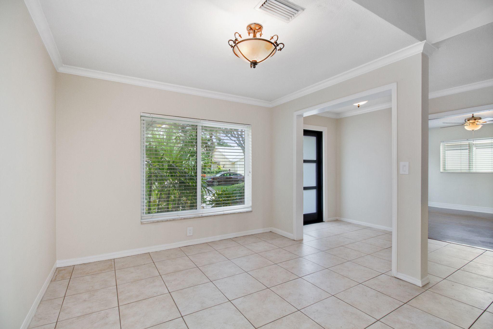 6298 Amberwoods Drive Boca Raton, FL 33433 - Photo 15 of 33 6298 AMBERWOODS FRONT OFFICE