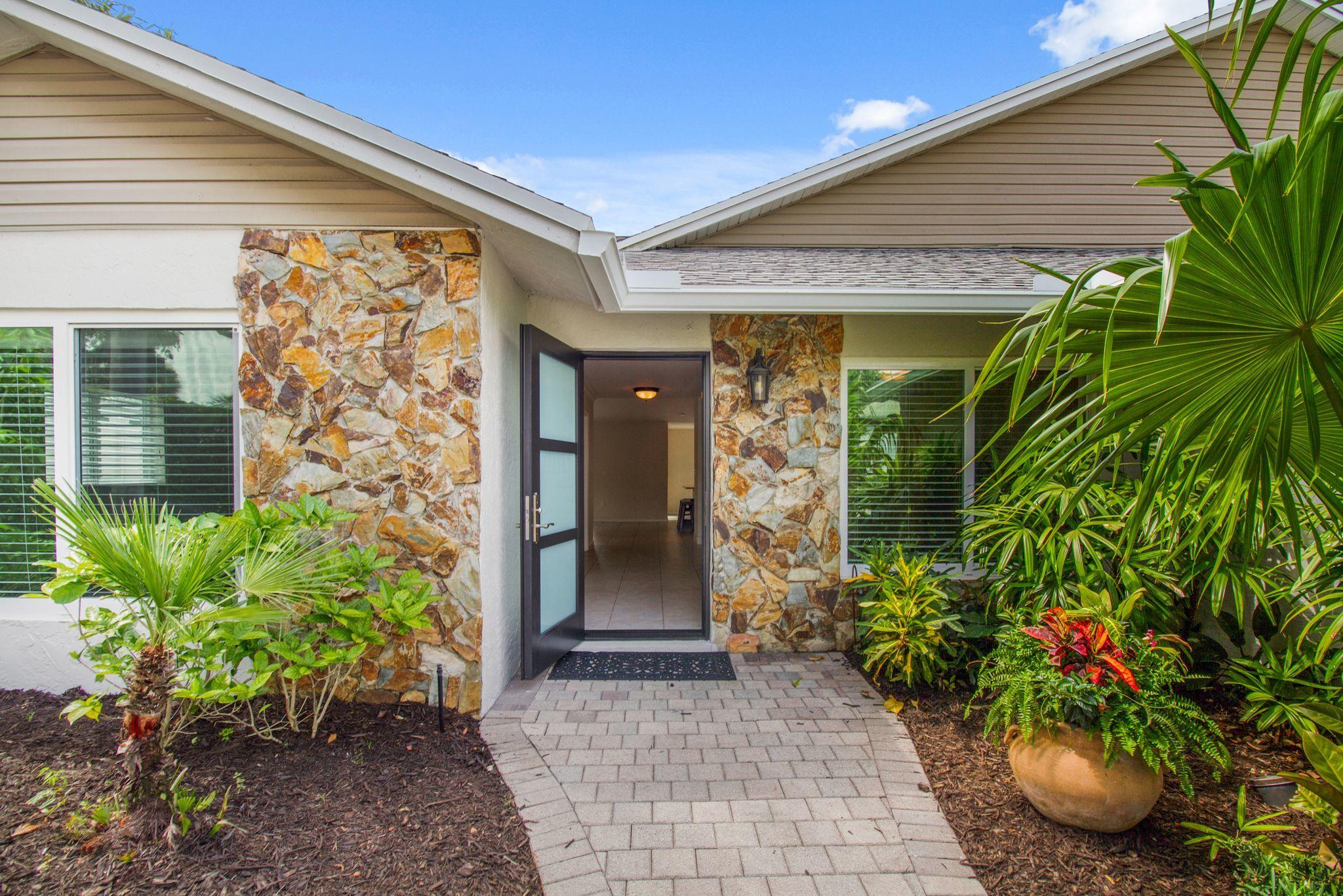 6298 Amberwoods Drive Boca Raton, FL 33433 - Photo 5 of 33 6298 AMBERWOODS FRONT DOOR