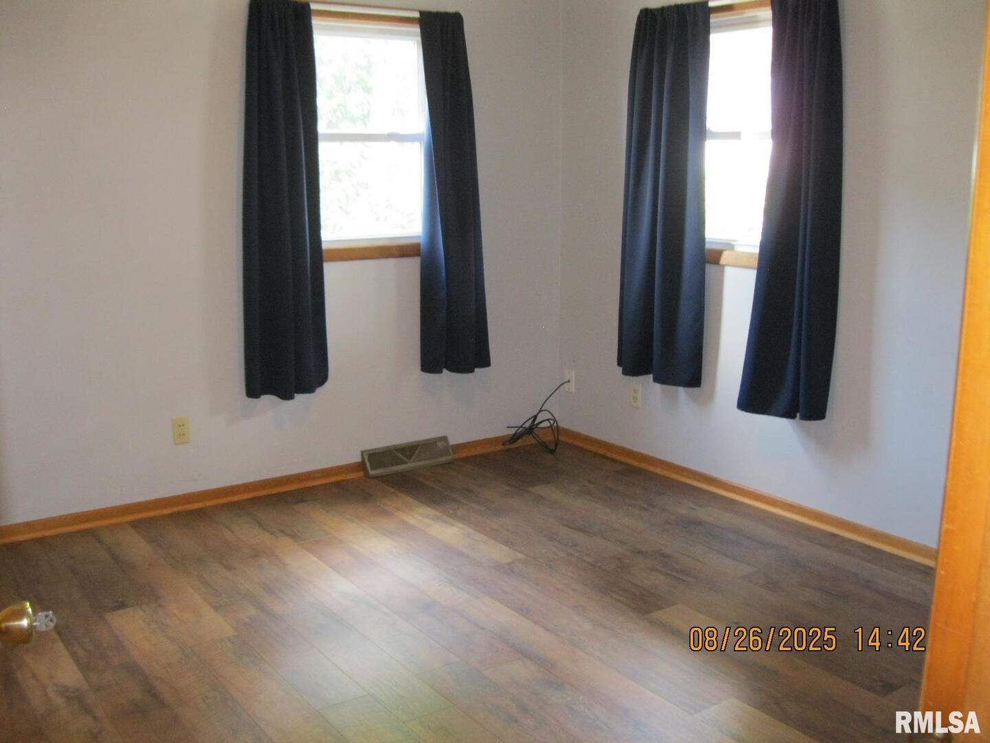 301 North Church Street Albany, IL 61230 - Photo 7 of 21