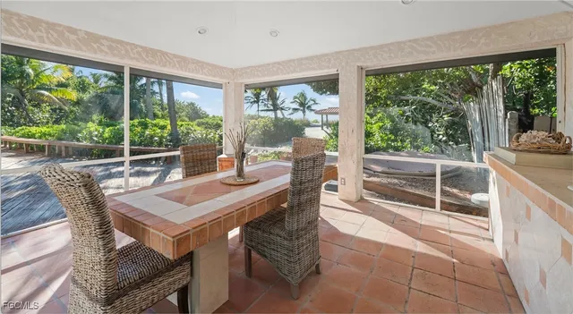 $5,950,000 | 16632 Captiva Drive, Captiva, FL 33924