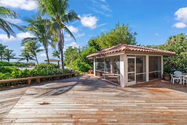 $5,950,000 | 16632 Captiva Drive, Captiva, FL 33924