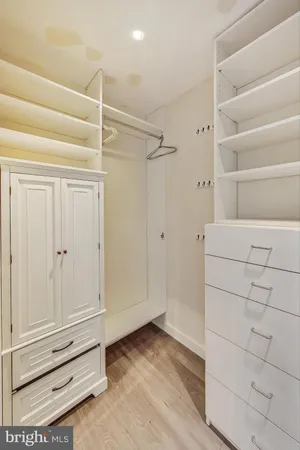 $2,500 | 3245 Rio Drive, Unit 211, Falls Church, VA 22041
