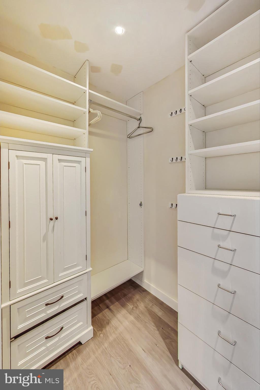 3245 Rio Drive, Unit 211 Falls Church, VA 22041 - Photo 18 of 40