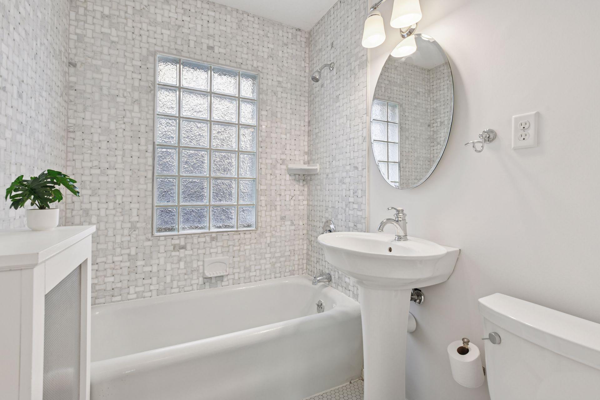 5248 Zenith Avenue South Minneapolis, MN 55410 - Photo 18 of 46