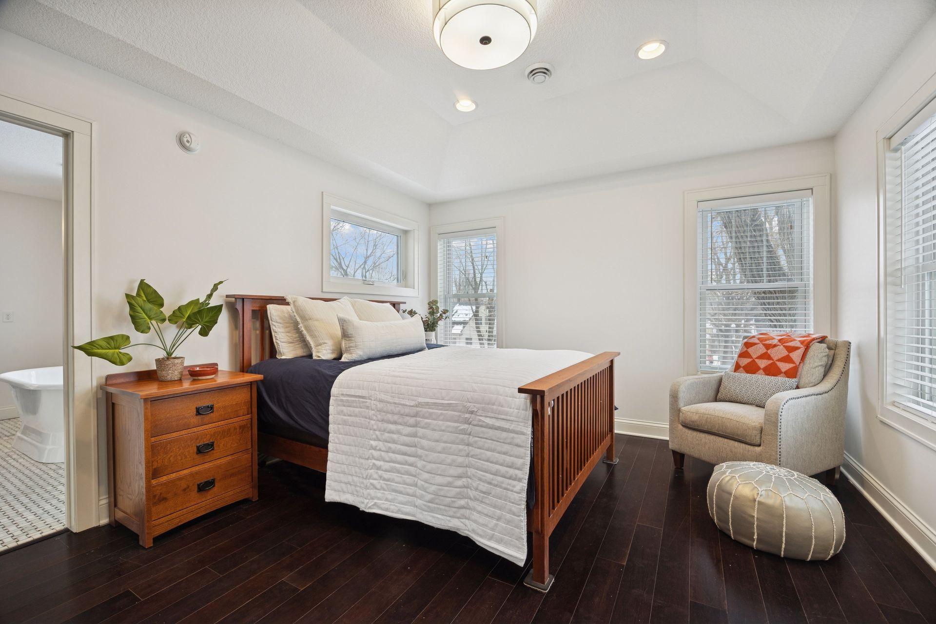 5248 Zenith Avenue South Minneapolis, MN 55410 - Photo 19 of 46