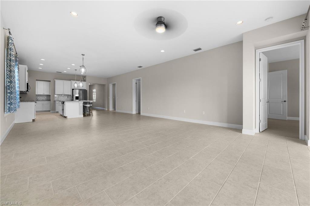 3292 Pilot Circle Naples, FL 34120 - Photo 14 of 45