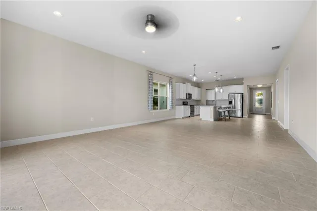 $699,990 | 3292 Pilot Circle, Naples, FL 34120