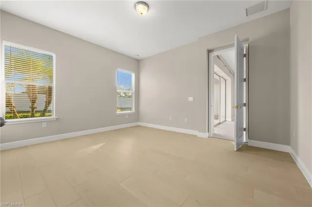 $699,990 | 3292 Pilot Circle, Naples, FL 34120