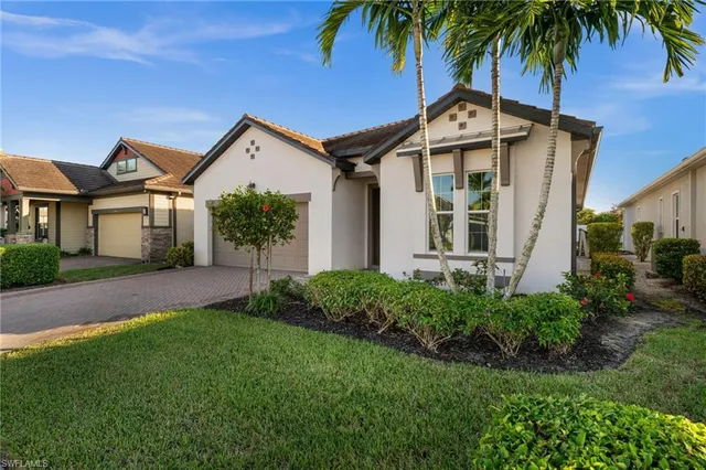$699,990 | 3292 Pilot Circle, Naples, FL 34120