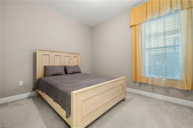 $699,990 | 3292 Pilot Circle, Naples, FL 34120