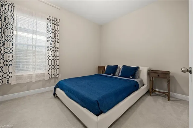 $699,990 | 3292 Pilot Circle, Naples, FL 34120