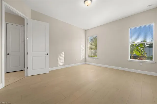 $699,990 | 3292 Pilot Circle, Naples, FL 34120