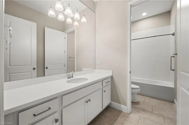 $699,990 | 3292 Pilot Circle, Naples, FL 34120