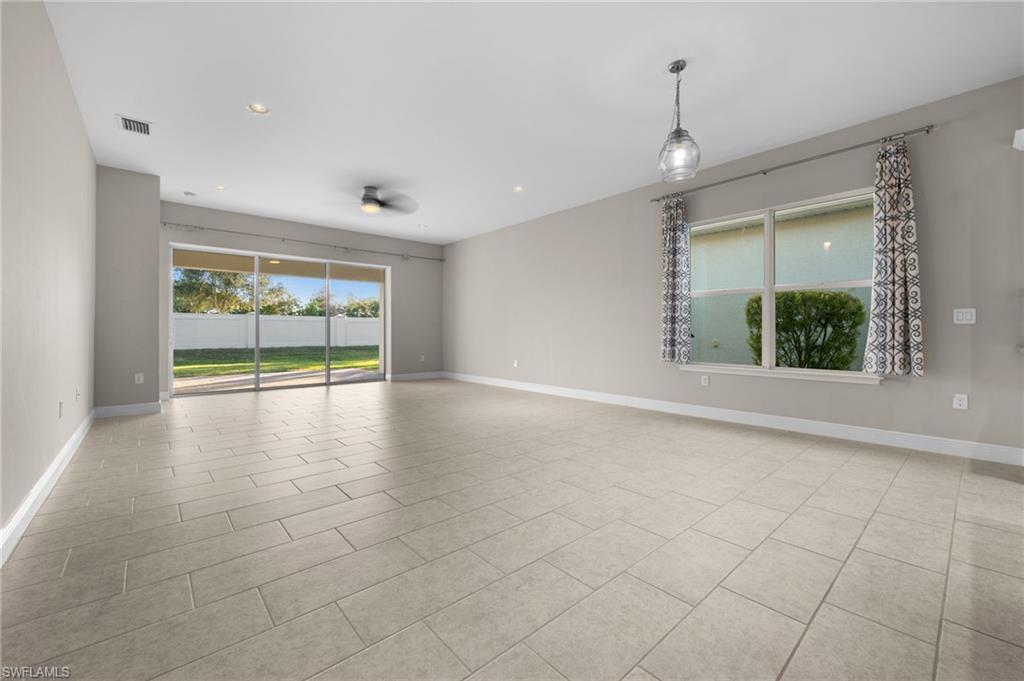 3292 Pilot Circle Naples, FL 34120 - Photo 10 of 45