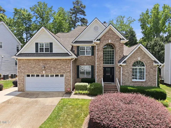 $635,000 | 301 Cricketfield Lane, Cary, NC 27518