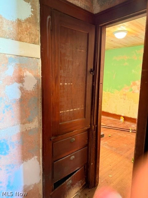 1706 Hampton Road Akron, OH 44305 - Photo 12 of 28