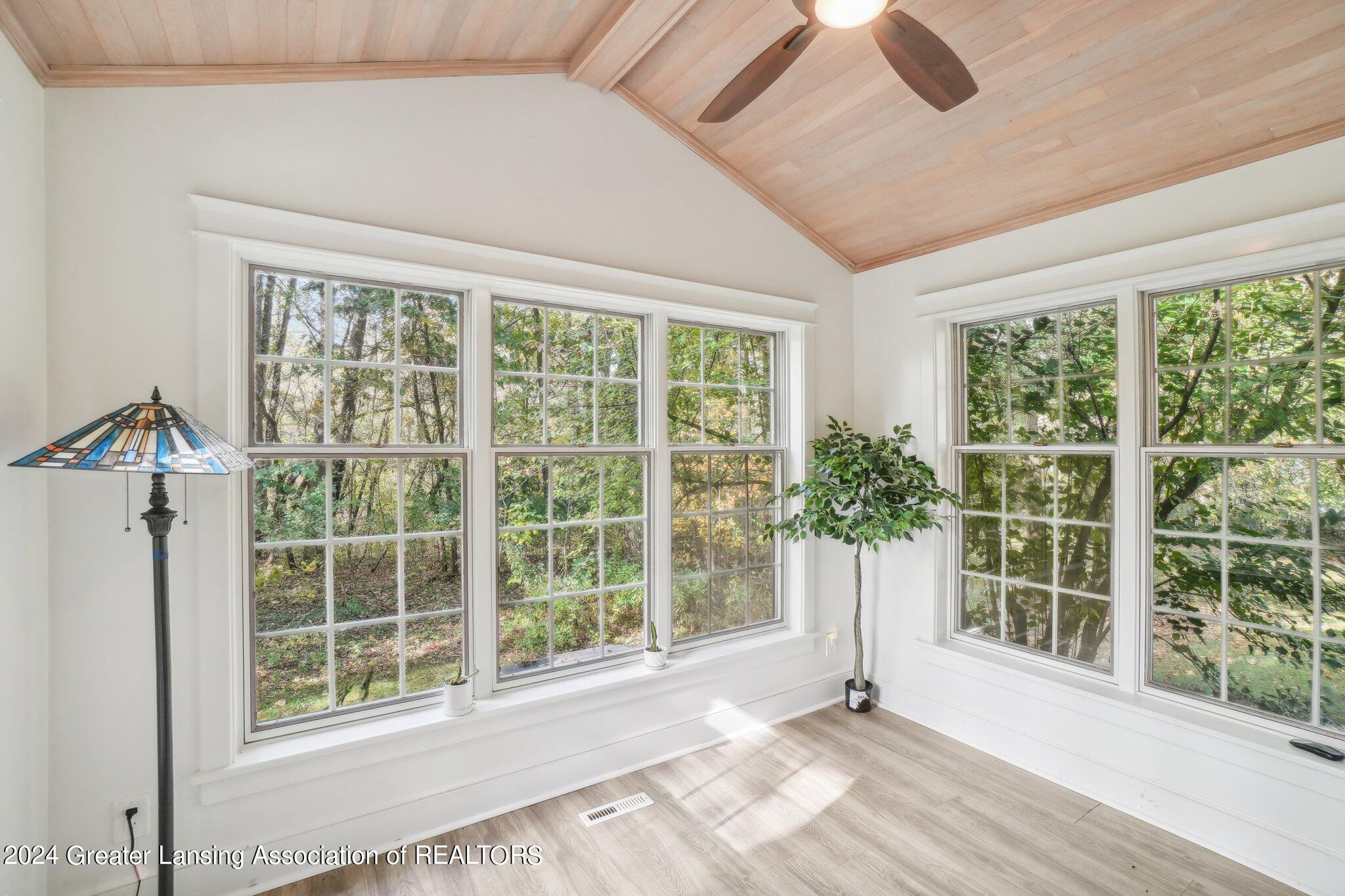 178 Damon Road Haslett, MI 48840 - Photo 27 of 58 Damon Rd-025