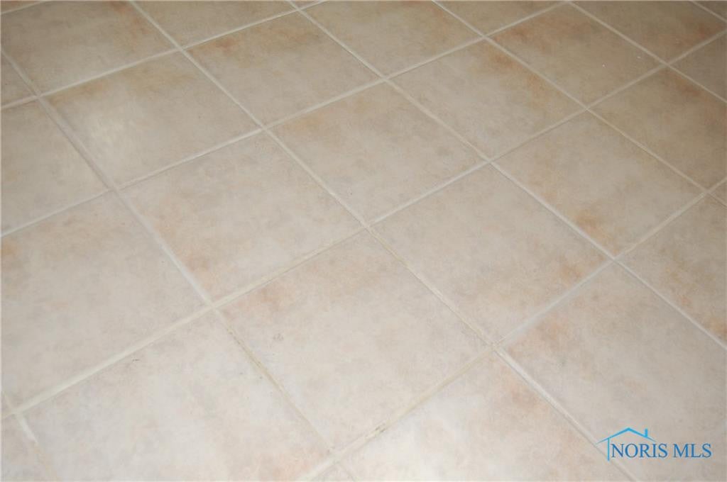 3310 Cheltenham Road Toledo, OH 43606 - Photo 27 of 33 Gallery Image 27