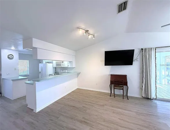 $1,600 | 504 Rose Apple Circle, Port Charlotte, FL 33954