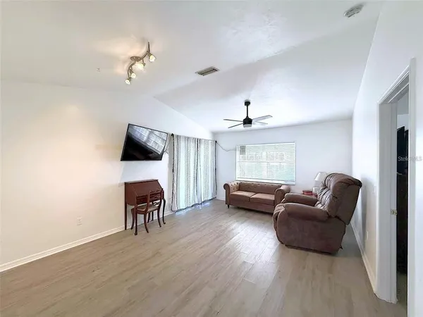 $1,600 | 504 Rose Apple Circle, Port Charlotte, FL 33954
