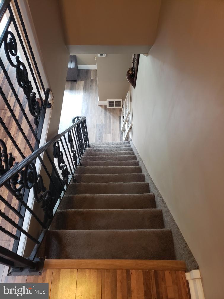 3054 Willits Road Philadelphia, PA 19136 - Photo 15 of 22 Staircase