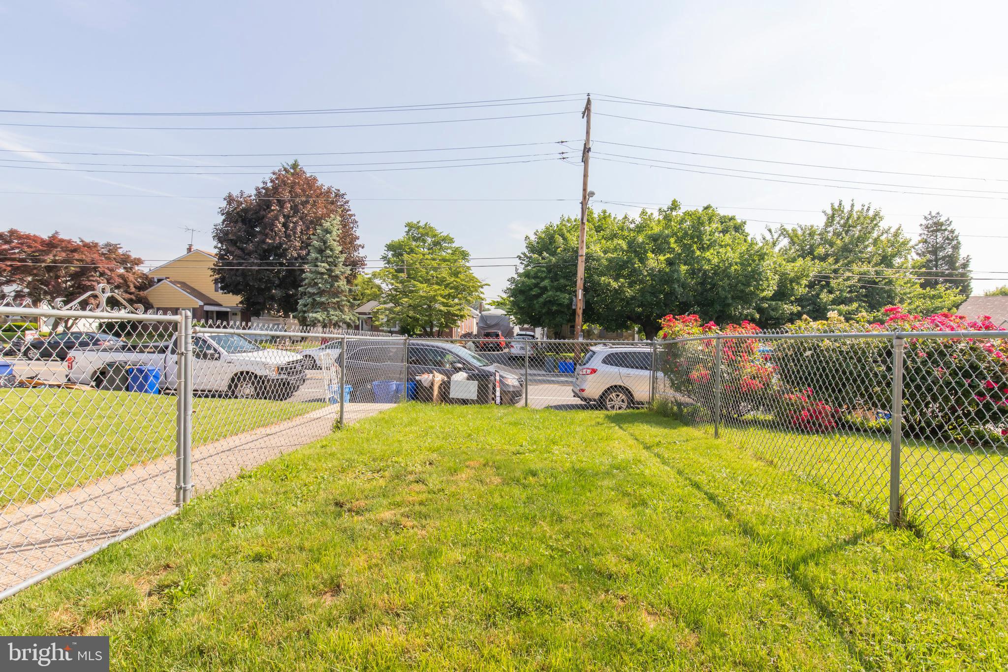 3054 Willits Road Philadelphia, PA 19136 - Photo 3 of 22 Exterior Front Lawn