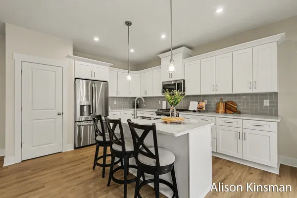 $525,000 | 2764 Woodhaven Court Southwest, Byron Center, MI 49315