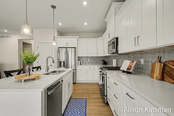 $525,000 | 2764 Woodhaven Court Southwest, Byron Center, MI 49315