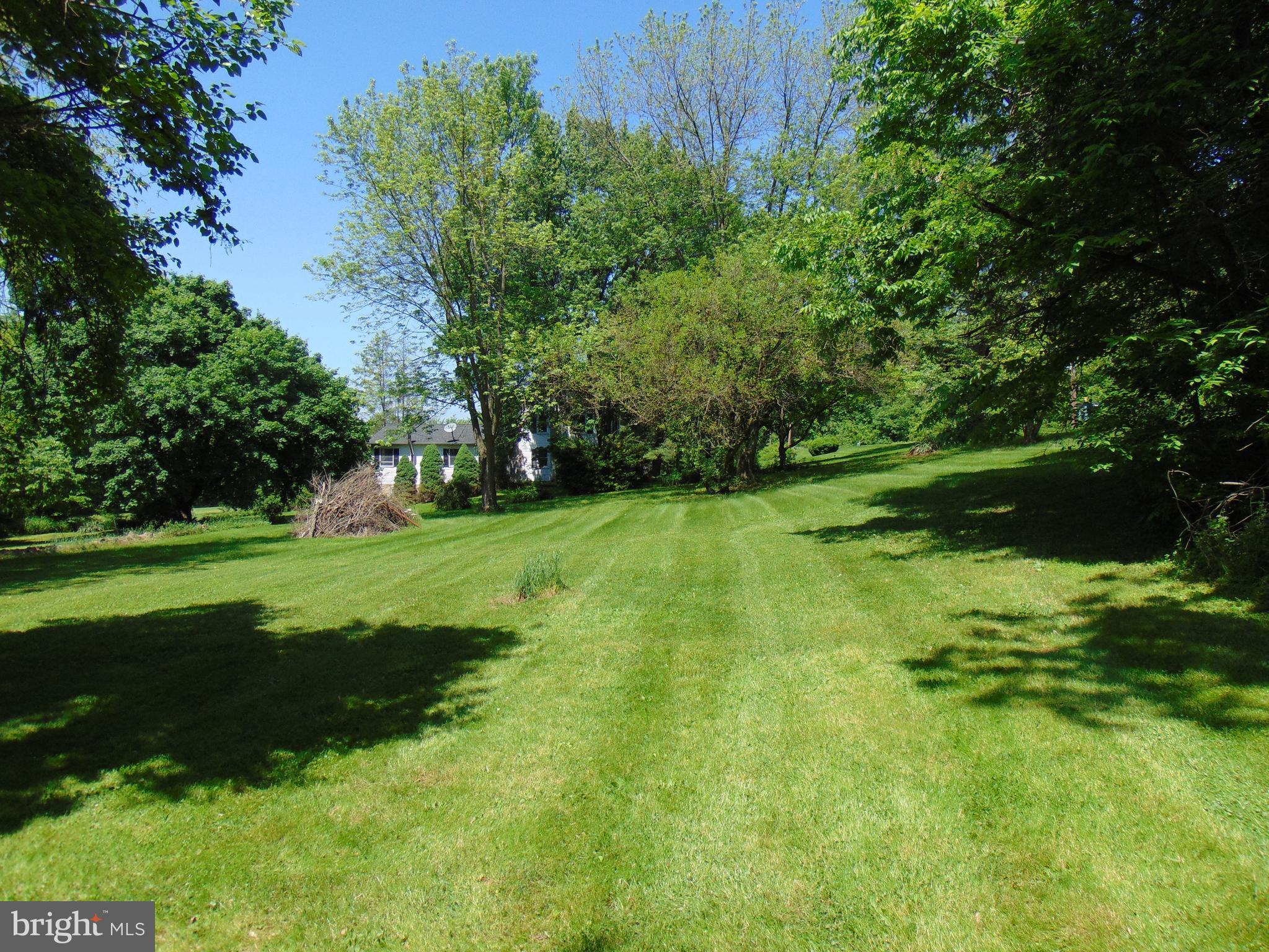 900 Ridge Road Carlisle, PA 17015 - Photo 6 of 15 Gallery Image 6