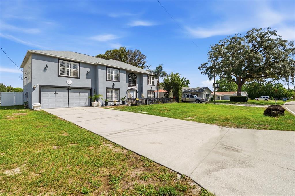 12261 Linden Drive Spring Hill, FL 34608 - Photo 7 of 82