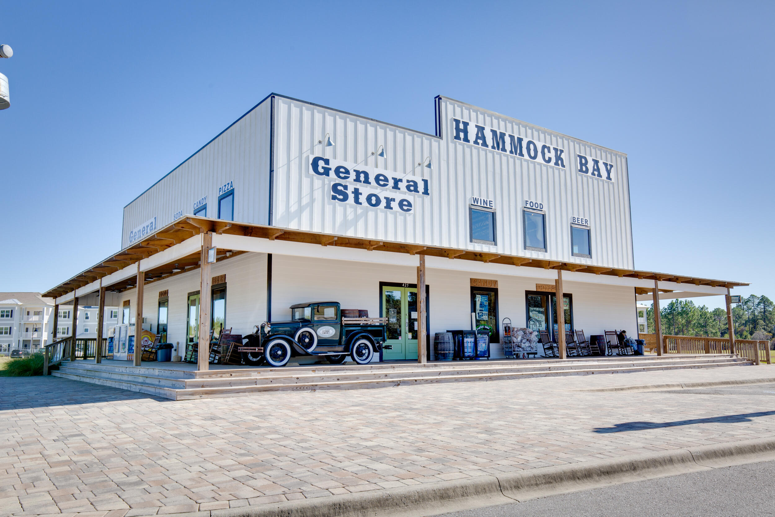 719 Earl Godwin Road Freeport, FL 32439 - Photo 21 of 23 front view of a building