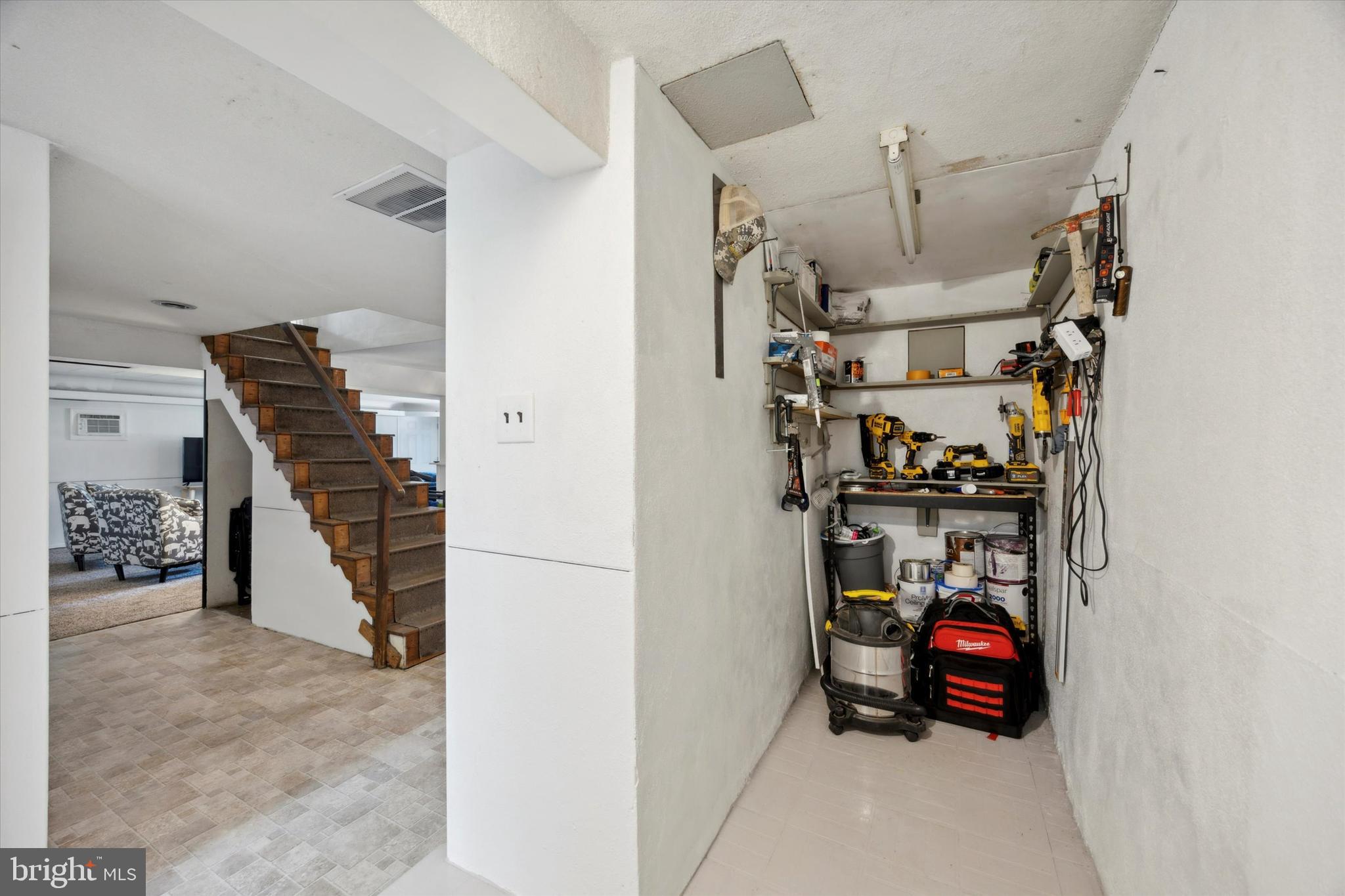 110 North State Road Springfield, PA 19064 - Photo 20 of 25 Indoor tool shed