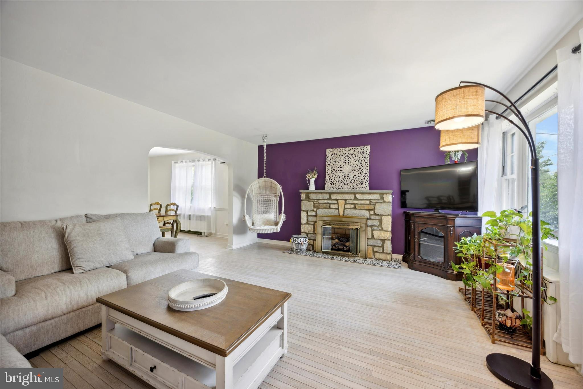 110 North State Road Springfield, PA 19064 - Photo 3 of 25 Stunning focal wall with gas fireplace