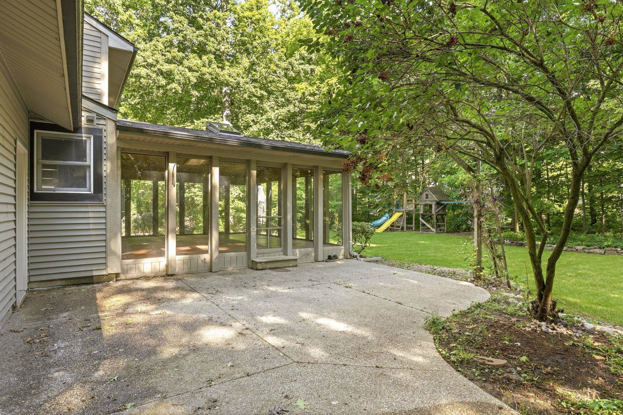 742 Wren Road Frankenmuth, MI 48734 - Photo 66 of 76 50213323-b101d17f-5a7e-42ad-8268-37f4d0fe12be.JPG