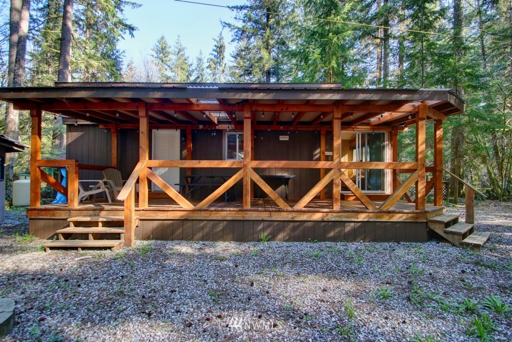 19-1 Goldrush Road Deming, WA 98244 - Photo 2 of 40 Gallery Image 2