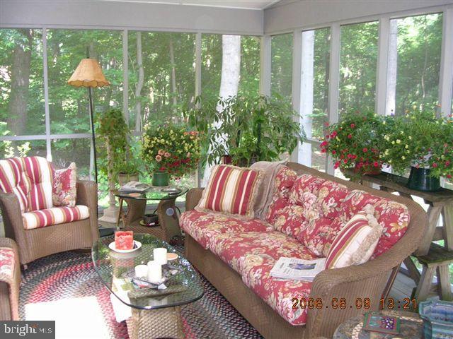 1046 Hunters Path Lancaster, PA 17601 - Photo 18 of 20 Gallery Image 18