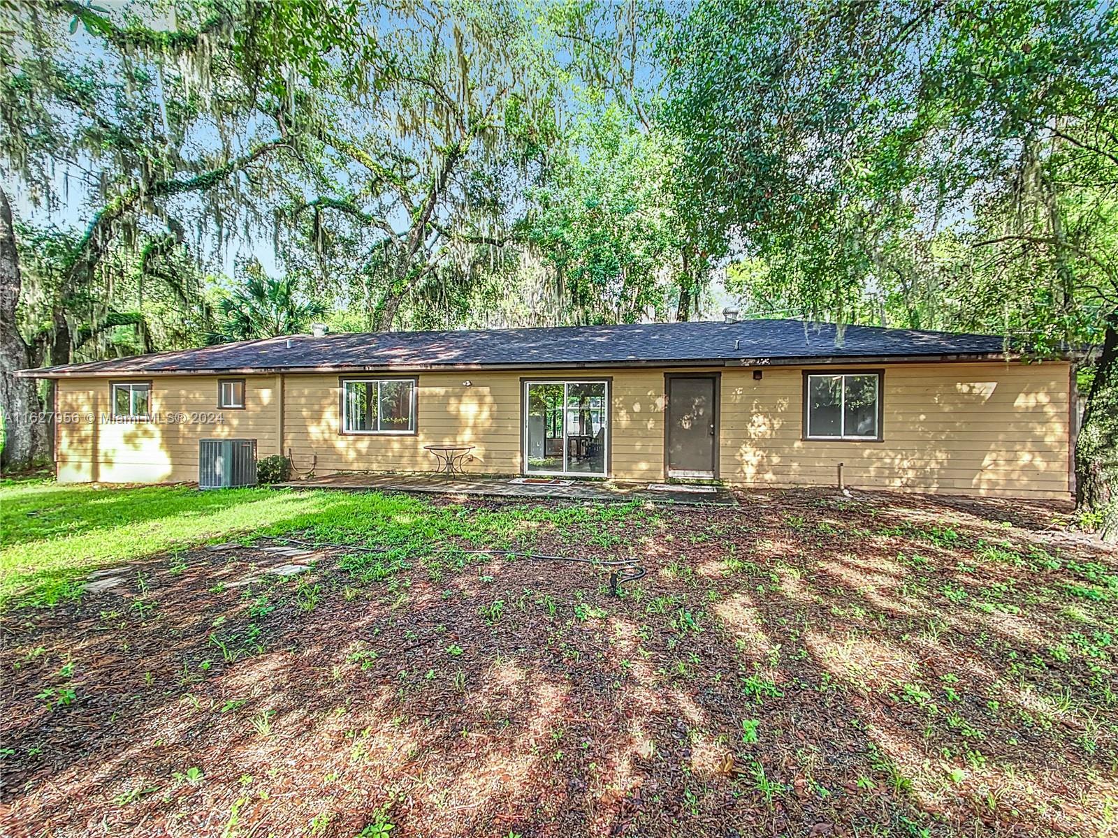 3729 Southwest 15th Street Gainesville, FL 32608 - Photo 22 of 63