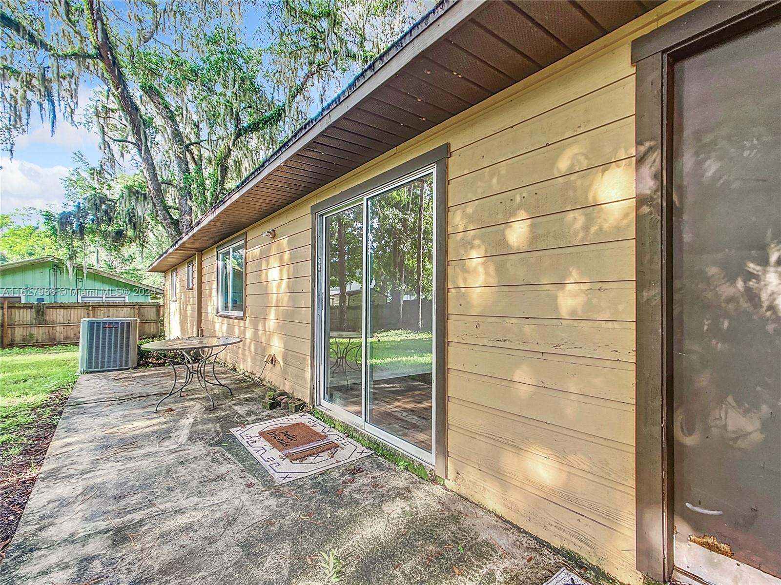 3729 Southwest 15th Street Gainesville, FL 32608 - Photo 24 of 63