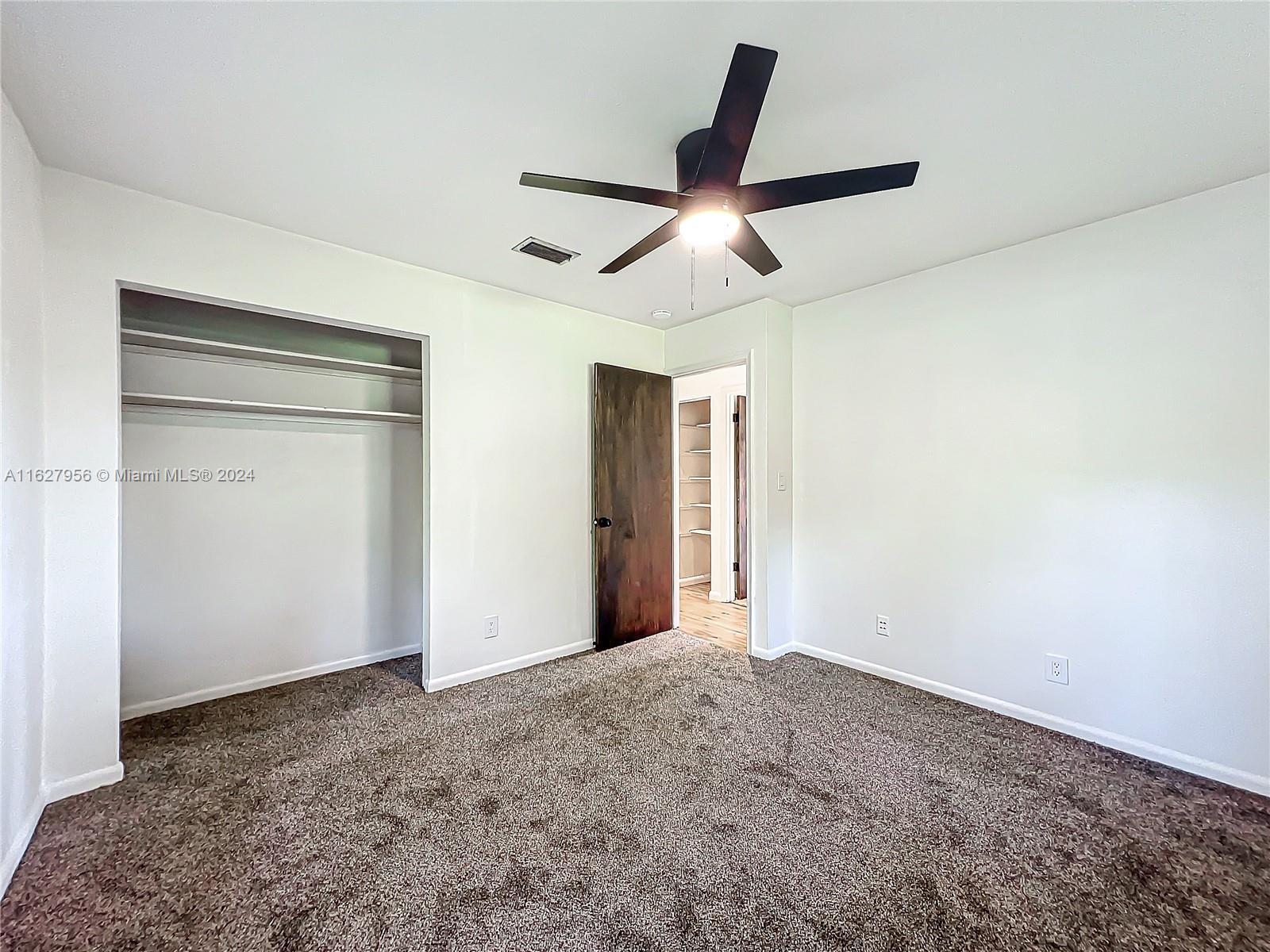 3729 Southwest 15th Street Gainesville, FL 32608 - Photo 37 of 63