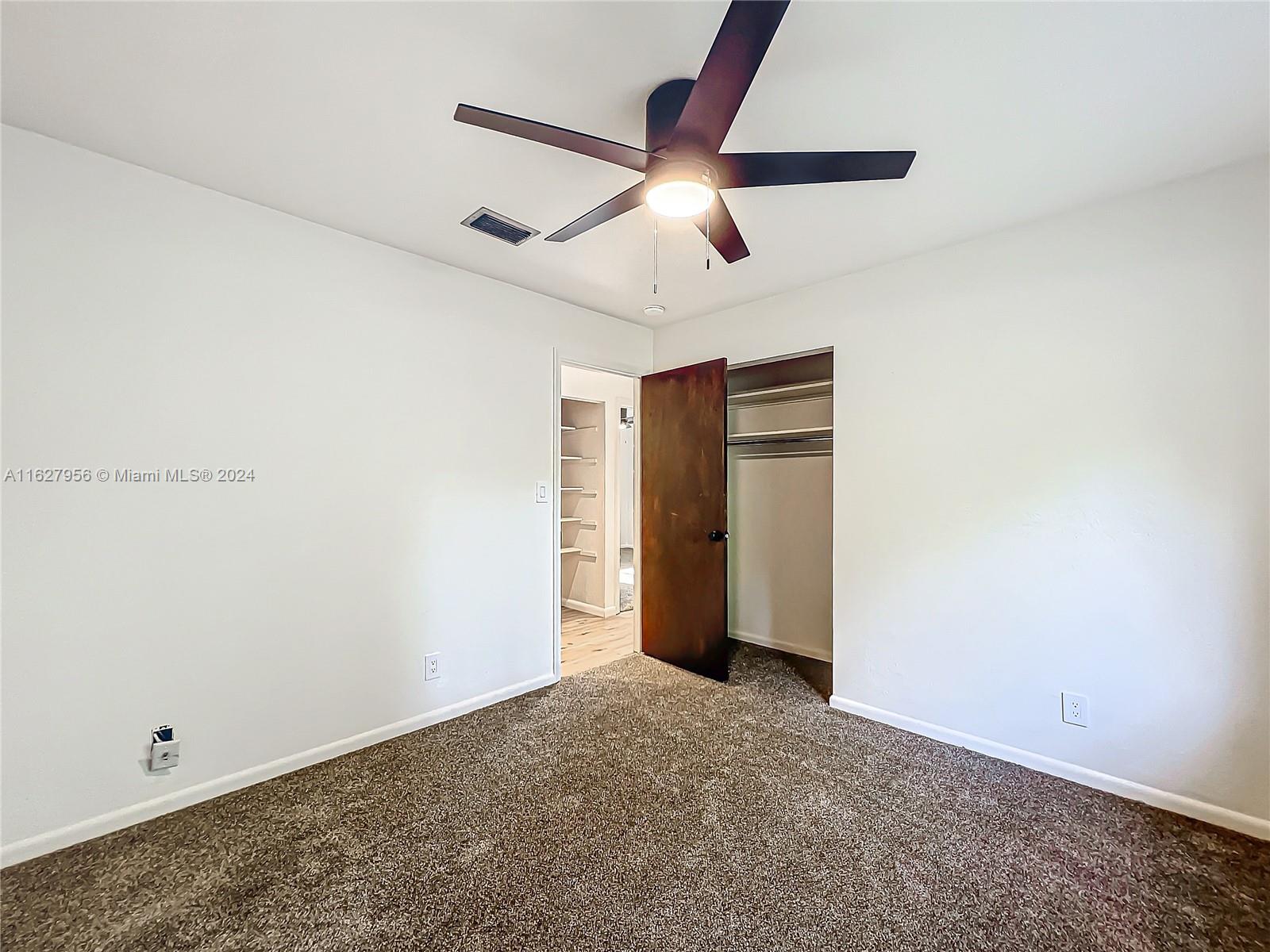 3729 Southwest 15th Street Gainesville, FL 32608 - Photo 40 of 63