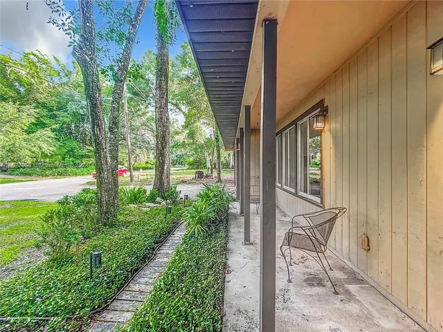$325,000 | 3729 Southwest 15th Street, Gainesville, FL 32608