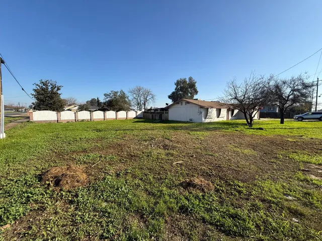 $380,000 | 16385 North D Street, Madera, CA 93638