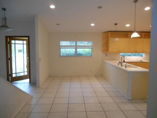 11025 Sandy Run Road Jupiter, FL 33478 - Photo 4 of 23 Dining Area