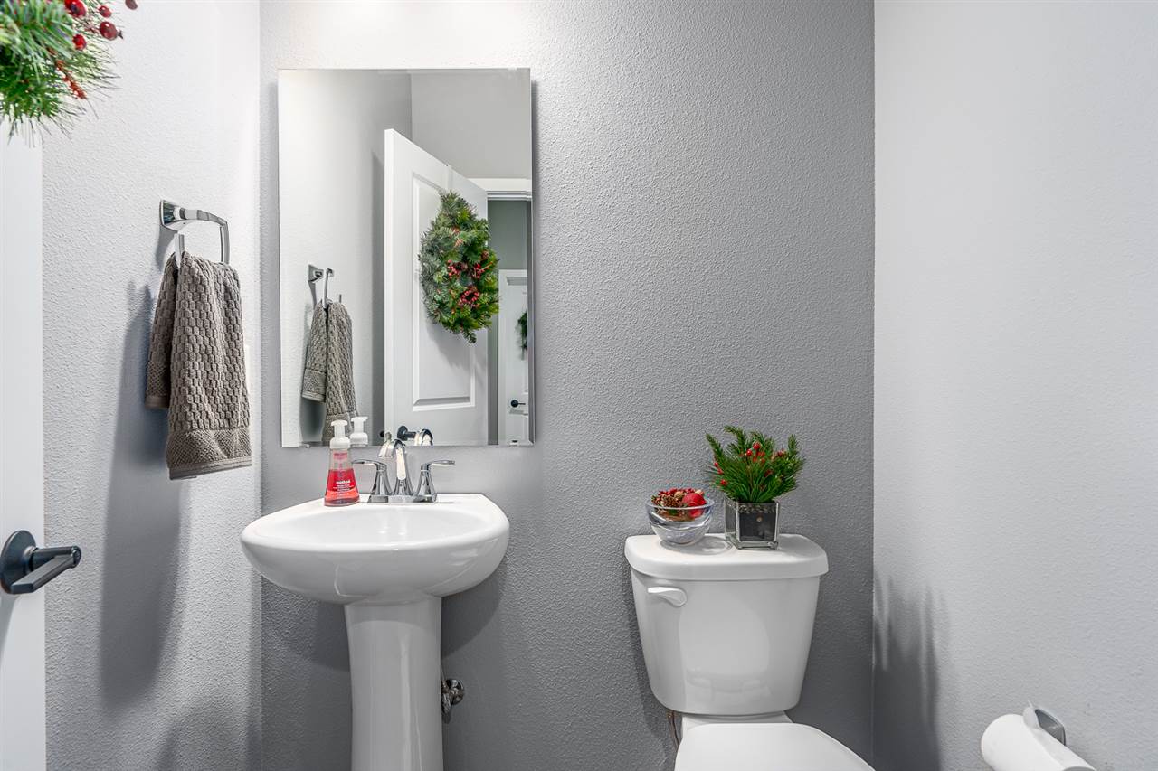 1714 Ridgetop Drive Greenacres, WA 99016 - Photo 17 of 21 Gallery Image 17