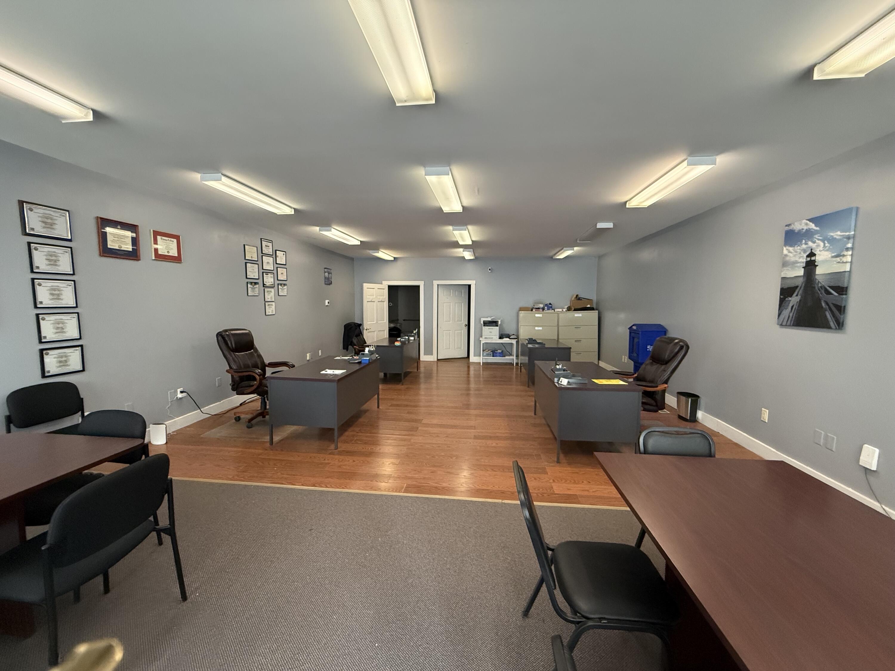 335 Water Street Gardiner, ME 04345 - Photo 2 of 19 IMG_4600